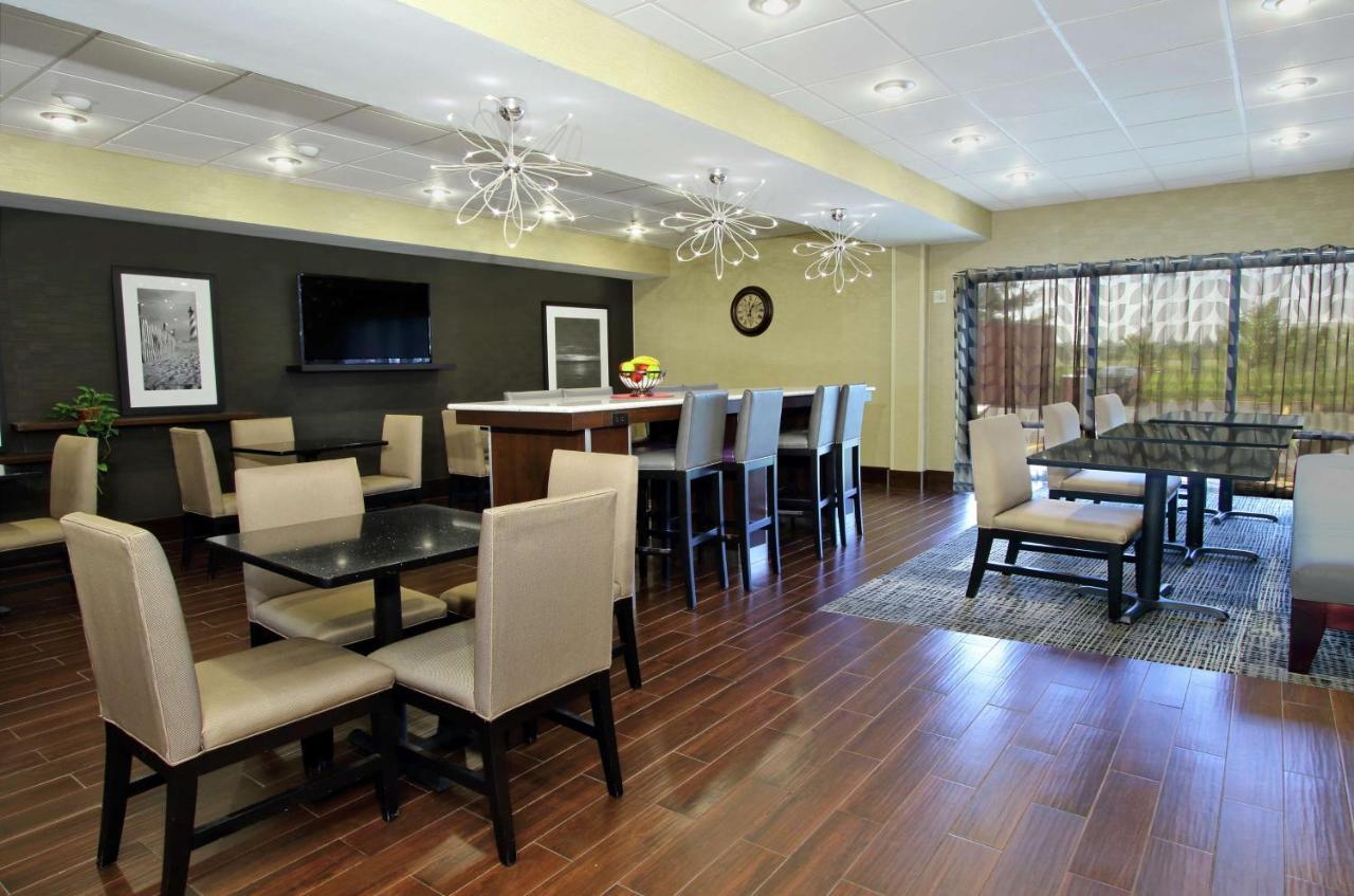 Hampton Inn Ashtabula Austinburg Exterior photo