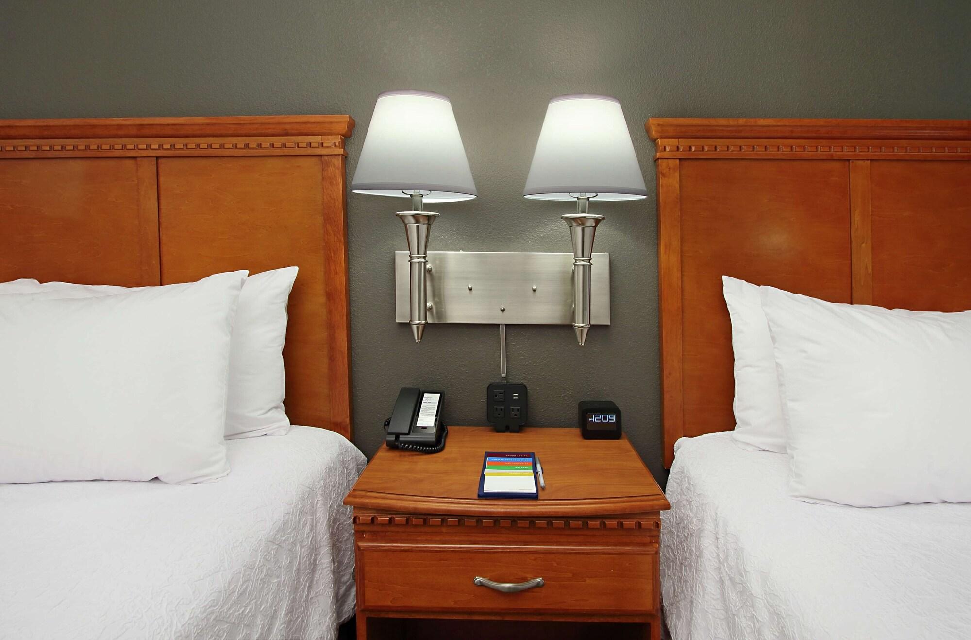 Hampton Inn Ashtabula Austinburg Exterior photo