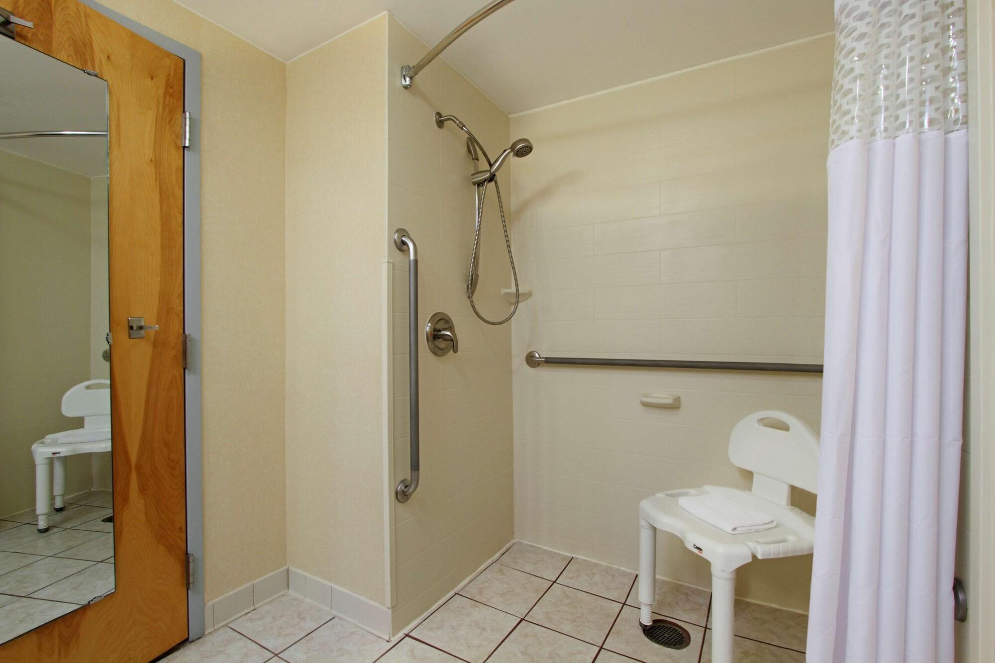 Hampton Inn Ashtabula Austinburg Exterior photo