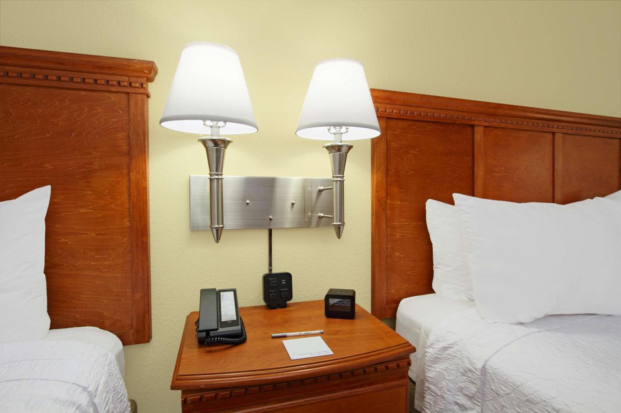 Hampton Inn Ashtabula Austinburg Exterior photo