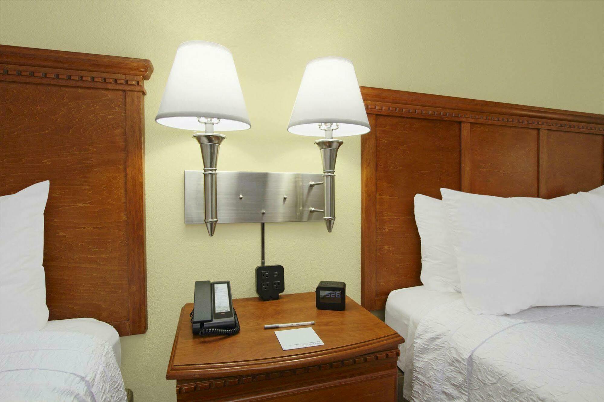 Hampton Inn Ashtabula Austinburg Exterior photo
